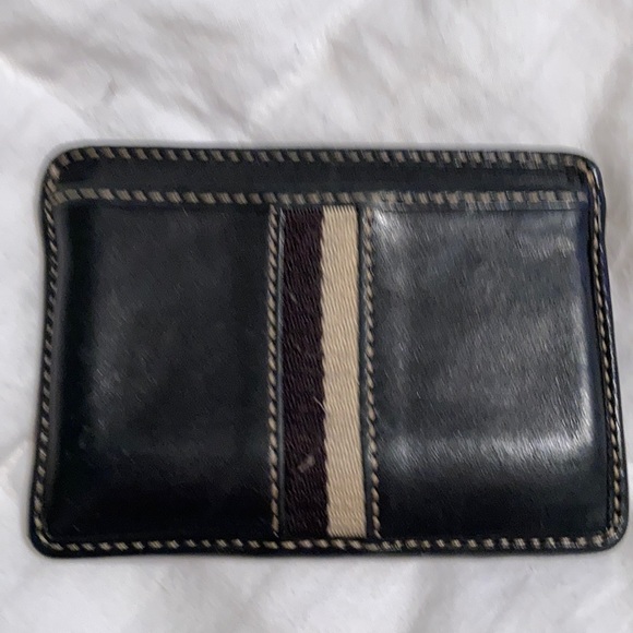 Authentic Coach card case - Picture 1 of 3